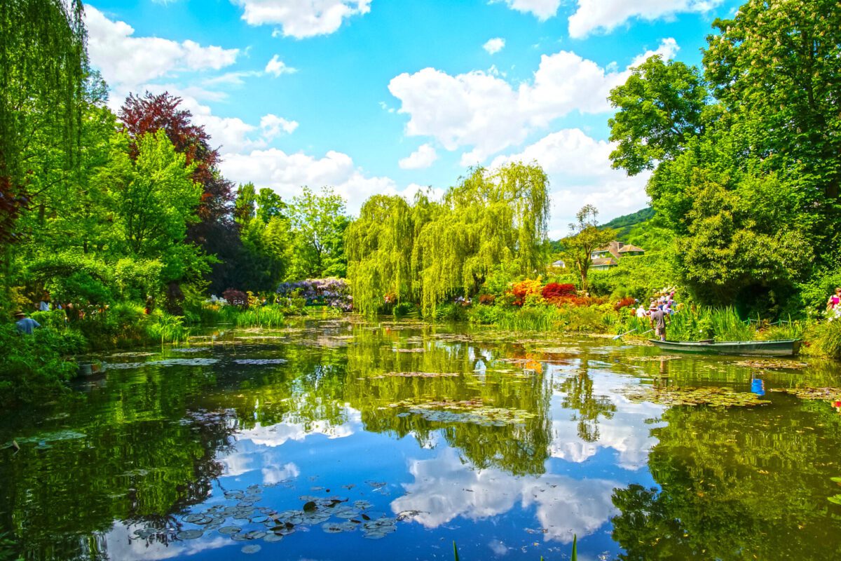 Giverny - Seine River Cycling Cruise