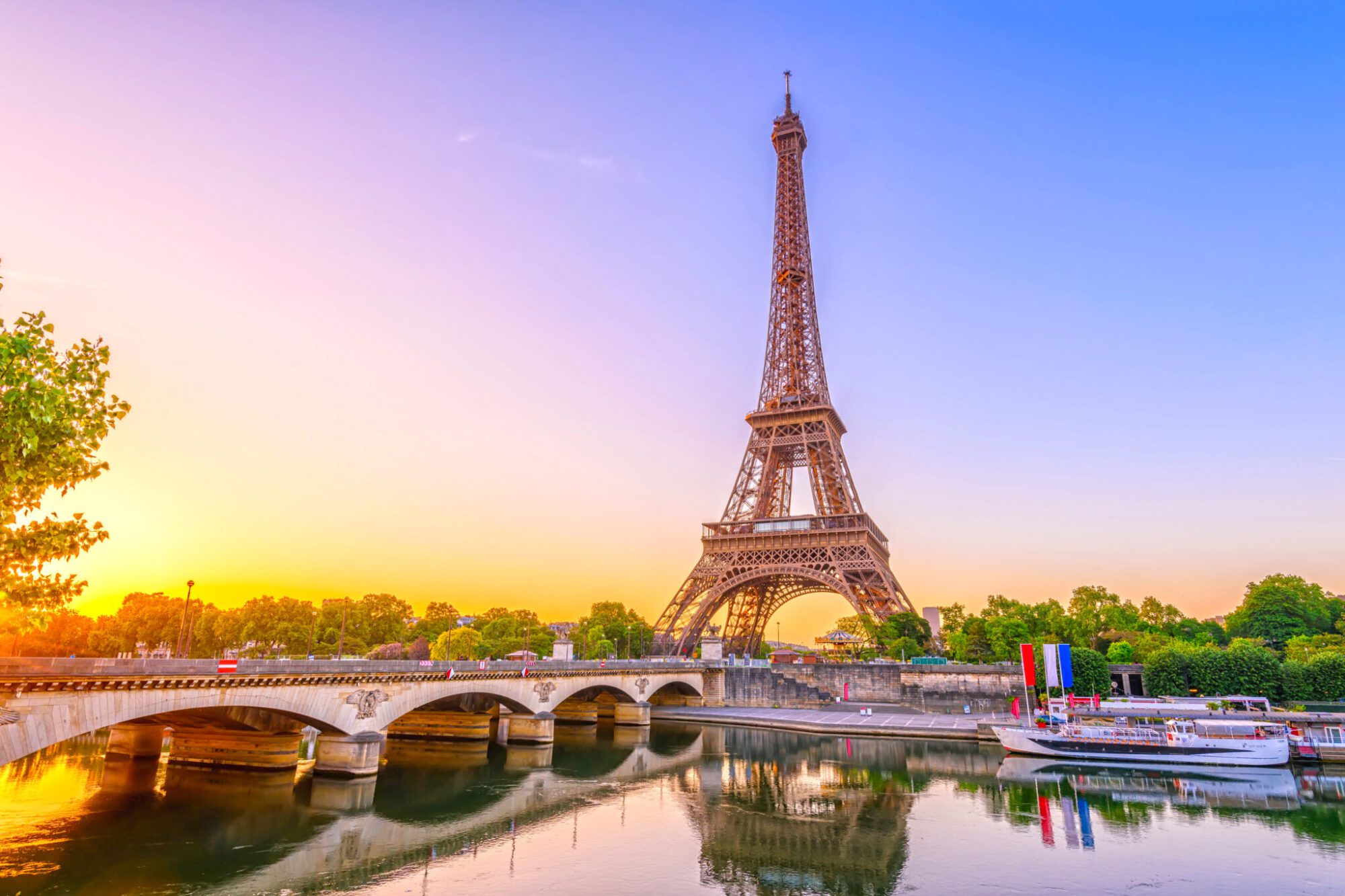 Eiffel Tower - Seine River Cycling Cruise